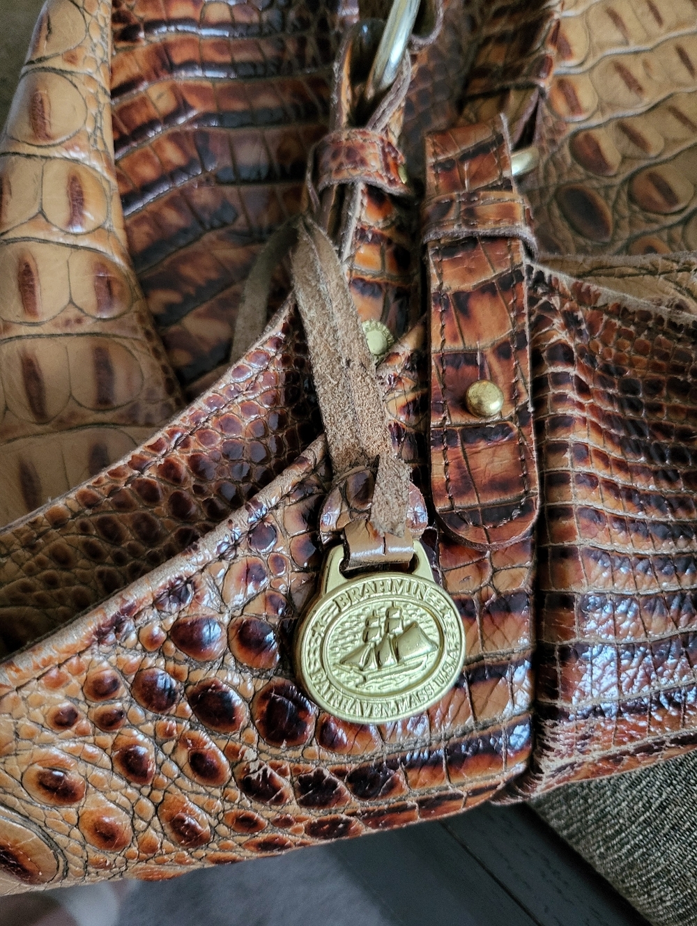 Brahmin Croc-embossed Leather Shoulder Bag/tote In Almond /brown. - Picture 7 of 16